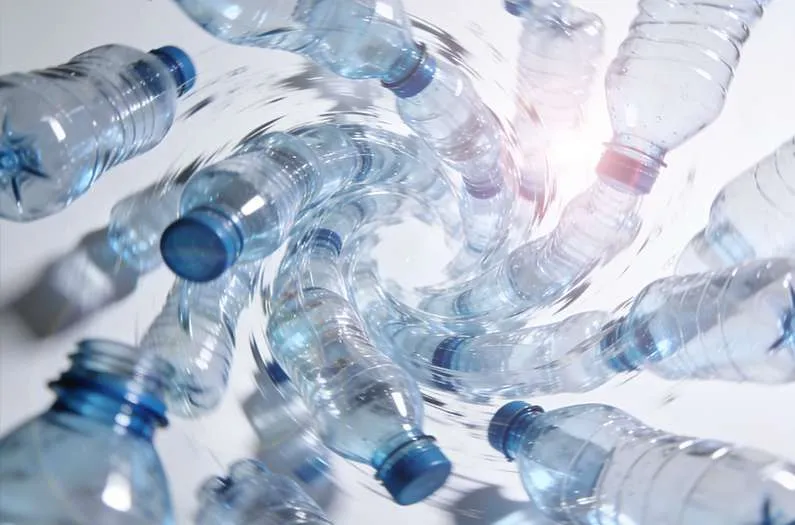 Scientists Develop Scalable Solar Reactor That Converts Plastic Bottles into Clean Hydrogen