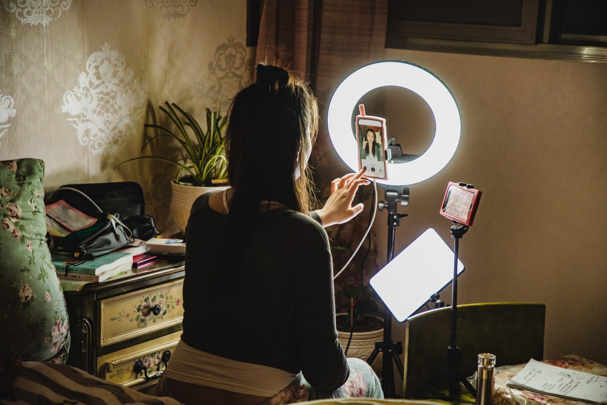 California now requires influencers to disclose paid political ads, with fines of up to $5,000 for each violation, bringing greater transparency to sponsored political content on social media and giving voters clearer information about who is paying for it.